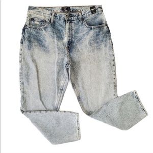 high rise mom jean